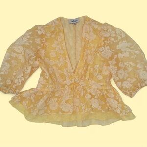 En Saison Light Yellow Floral V-Neck Puffy Sleeve Peplum Blouse